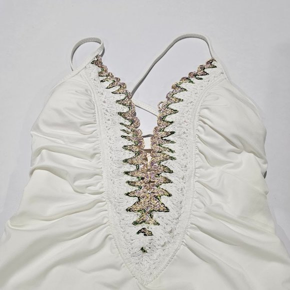 Becca Layla Plunge One-Piece Swimsuit Size Large - Picture 7 of 11